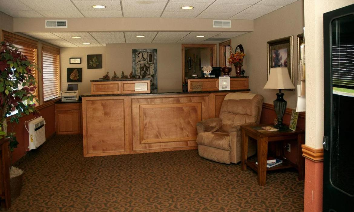 Big Bend Traveler'S Inn Great Bend Exteriér fotografie
